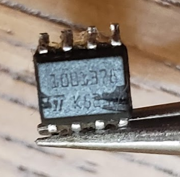 29975