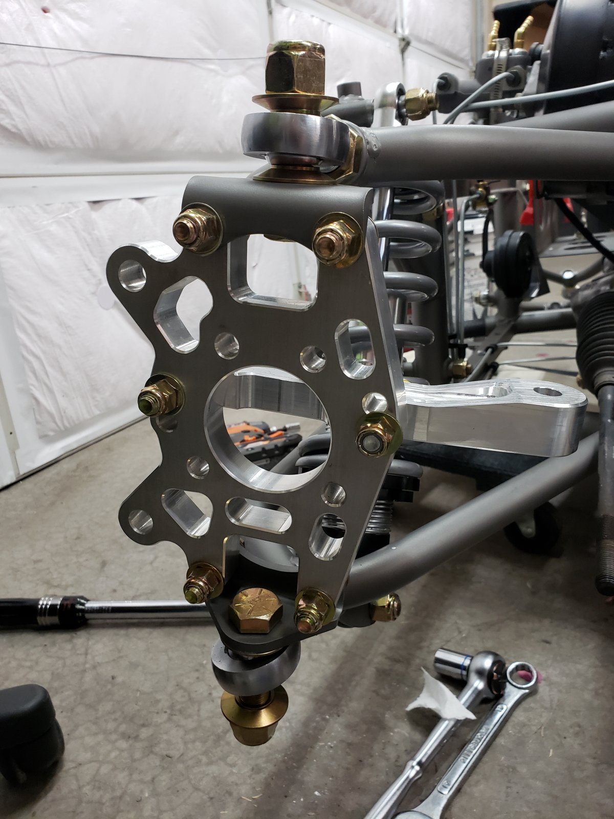 knuckle drivers side.jpg